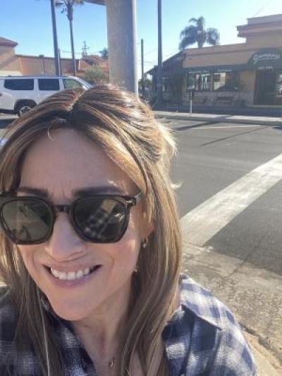 House Sitter Robyn Bleakley