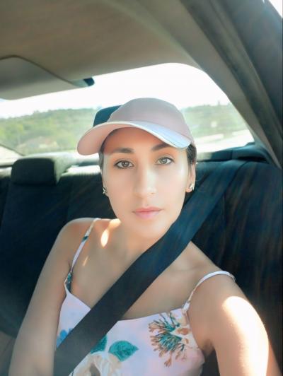 House Sitter Nataly Greiff