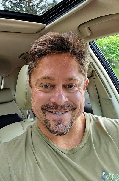 House Sitter Samuel Scholtes
