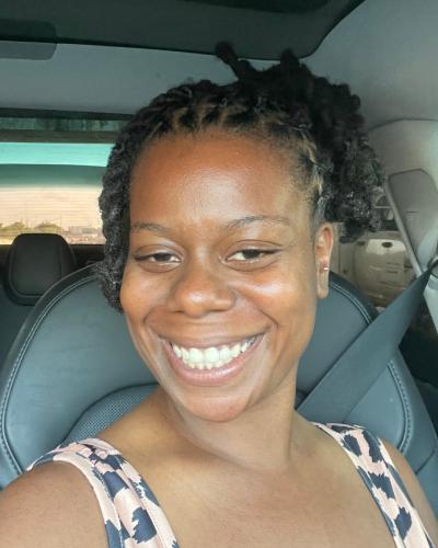 House Sitter Kayla Dickinson